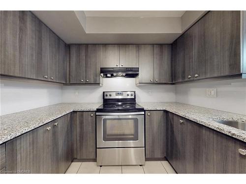 305-1005 Nadalin Heights, Halton, ON - Indoor Photo Showing Kitchen With Stainless Steel Kitchen