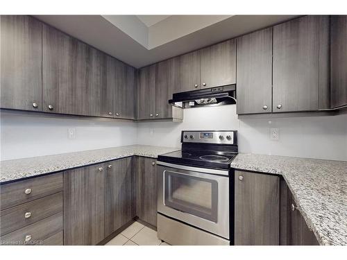 305-1005 Nadalin Heights, Halton, ON - Indoor Photo Showing Kitchen