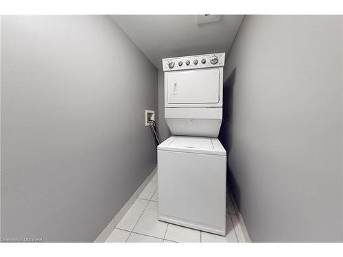 305-1005 Nadalin Heights, Halton, ON - Indoor Photo Showing Laundry Room