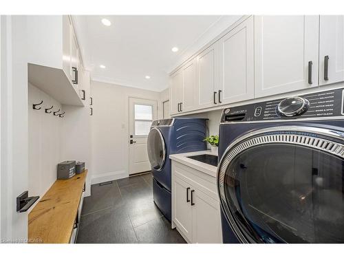 884 Hemlock Drive, Milton, ON - Indoor Photo Showing Laundry Room