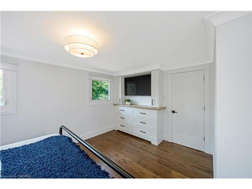 884 Hemlock Drive, Milton, ON - Indoor Photo Showing Bedroom