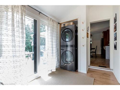 5777 Third Line, Guelph/Eramosa, ON - Indoor Photo Showing Laundry Room