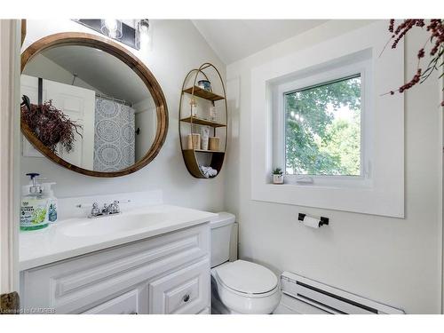 5777 Third Line, Guelph/Eramosa, ON - Indoor Photo Showing Bathroom