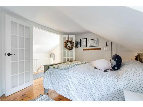 5777 Third Line, Guelph/Eramosa, ON - Indoor Photo Showing Bedroom