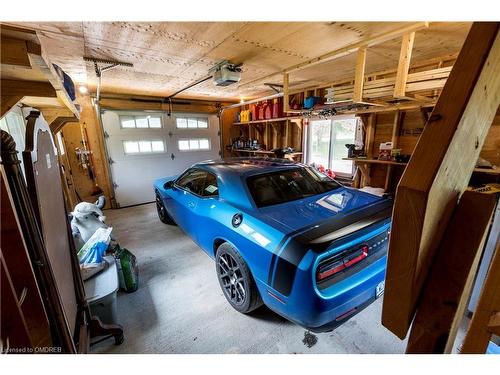 5777 Third Line, Guelph/Eramosa, ON - Indoor Photo Showing Garage