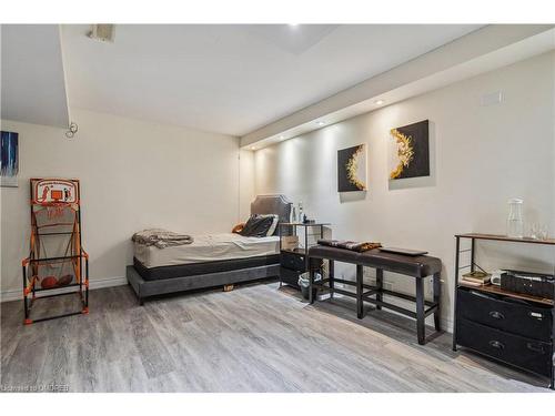 36 Chicory Crescent, St. Catharines, ON - Indoor Photo Showing Bedroom