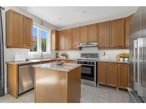 356 Nautical Boulevard, Oakville, ON - Indoor Photo Showing Kitchen