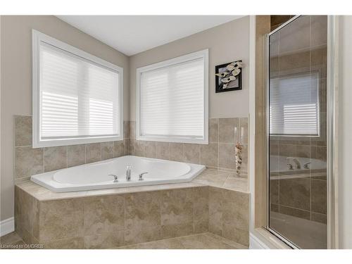 356 Nautical Boulevard, Oakville, ON - Indoor Photo Showing Bathroom