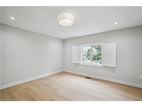 6886 Campbell Settler Court, Mississauga, ON - Indoor Photo Showing Other Room