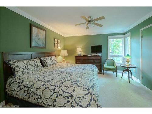 48-1250 Marlborough Court, Oakville, ON - Indoor Photo Showing Bedroom