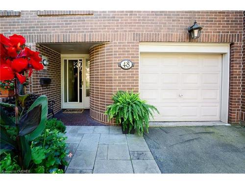 48-1250 Marlborough Court, Oakville, ON - Outdoor With Exterior