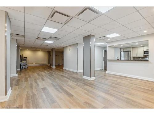 407-2556 Argyle Road, Mississauga, ON - Indoor