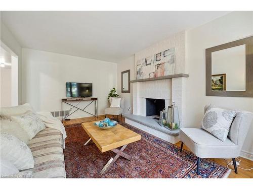 179 Romain Crescent, Oakville, ON - Indoor Photo Showing Living Room With Fireplace