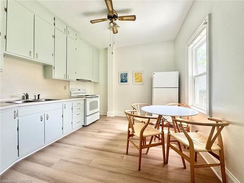 216 Hatt Street, Dundas, ON - Indoor Photo Showing Kitchen With Double Sink