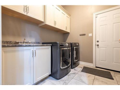 187 Beach Boulevard, Hamilton, ON - Indoor Photo Showing Laundry Room