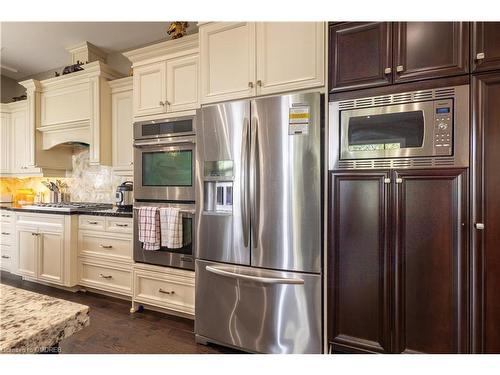 187 Beach Boulevard, Hamilton, ON - Indoor Photo Showing Kitchen With Upgraded Kitchen