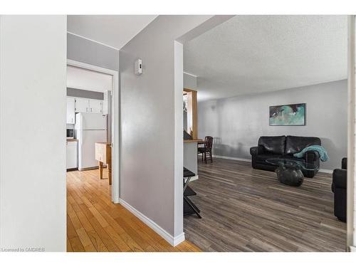 1317 Jalna Boulevard, London, ON - Indoor Photo Showing Other Room