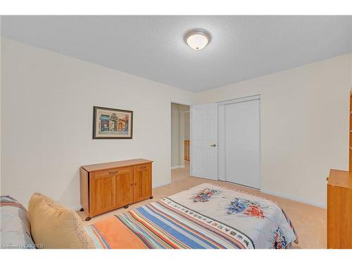 2343 Calloway Drive, Oakville, ON - Indoor Photo Showing Bedroom