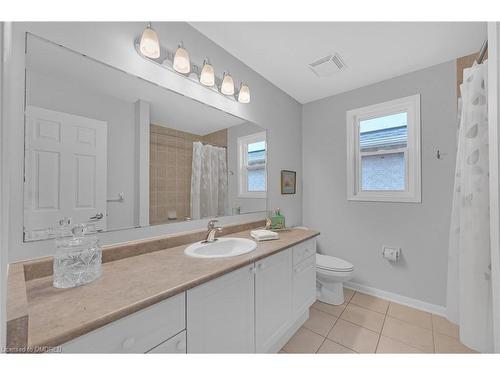 2343 Calloway Drive, Oakville, ON - Indoor Photo Showing Bathroom