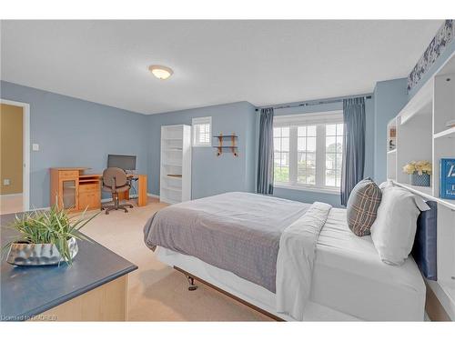 2343 Calloway Drive, Oakville, ON - Indoor Photo Showing Bedroom