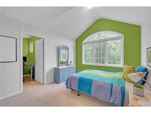 2343 Calloway Drive, Oakville, ON - Indoor Photo Showing Bedroom