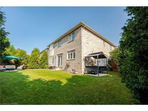 3396 Liptay Avenue, Oakville, ON - Outdoor