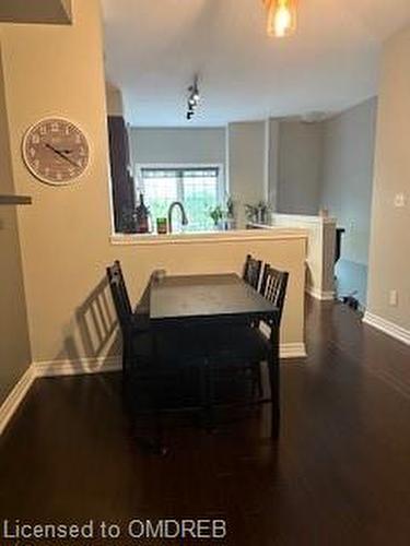 4350 Ingram Common, Burlington, ON - Indoor Photo Showing Dining Room