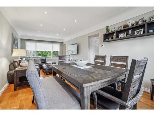 68 Wyngate Avenue, Stoney Creek, ON - Indoor Photo Showing Dining Room