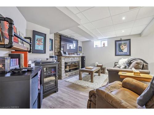 68 Wyngate Avenue, Stoney Creek, ON - Indoor With Fireplace