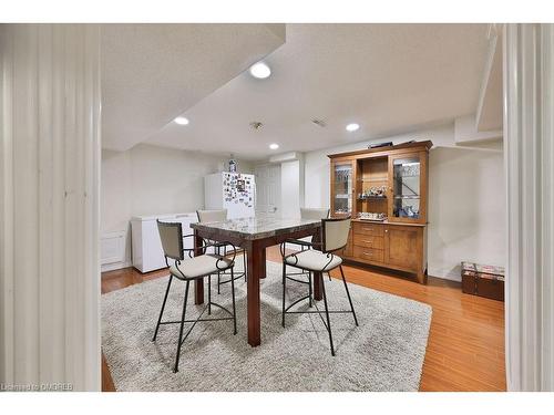 27 Arkendo Drive, Oakville, ON - Indoor Photo Showing Dining Room