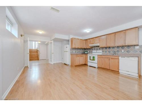 1473 Sandpiper Road, Oakville, ON - Indoor Photo Showing Kitchen