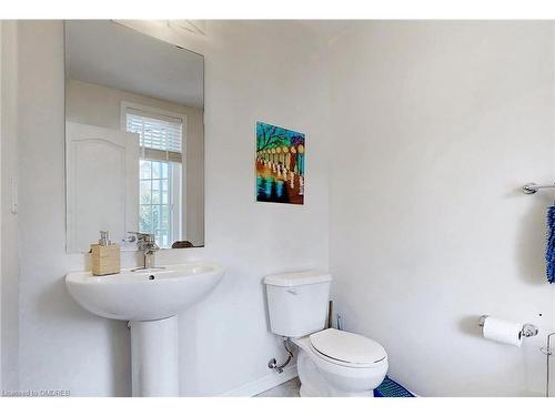 33 Evergreen Lane, Haldimand, ON - Indoor Photo Showing Bathroom