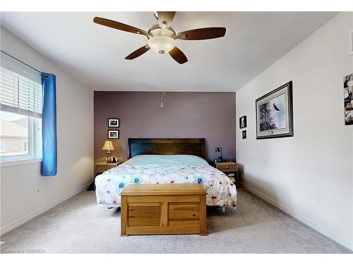 33 Evergreen Lane, Haldimand, ON - Indoor Photo Showing Bedroom