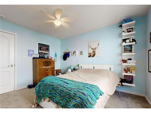 33 Evergreen Lane, Haldimand, ON - Indoor Photo Showing Bedroom