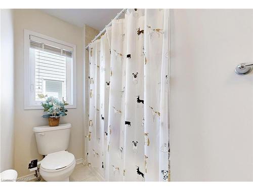 33 Evergreen Lane, Haldimand, ON - Indoor Photo Showing Bathroom