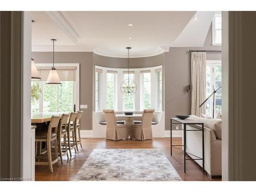 27 Birch Hill Lane, Oakville, ON - Indoor Photo Showing Dining Room