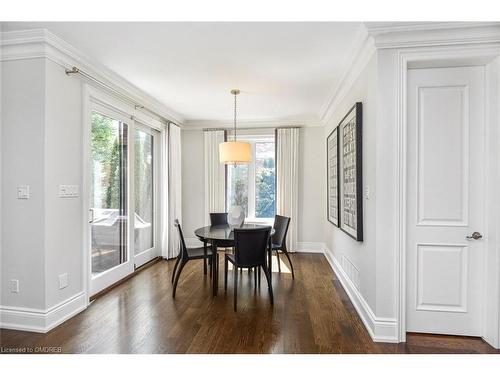 4052 Apple Valley Lane, Burlington, ON - Indoor Photo Showing Dining Room