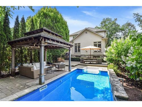 4052 Apple Valley Lane, Burlington, ON - Outdoor With In Ground Pool With Backyard