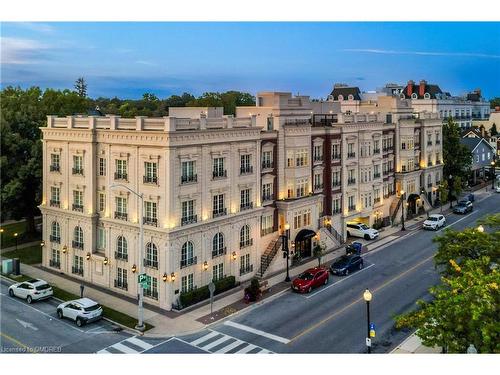 404-261 Church Street, Oakville, ON - Outdoor With View