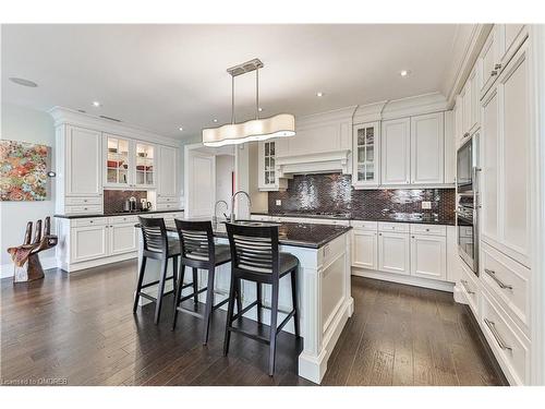 404-261 Church Street, Oakville, ON - Indoor Photo Showing Kitchen With Upgraded Kitchen