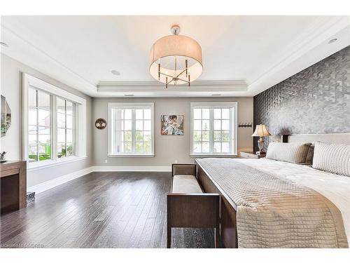 404-261 Church Street, Oakville, ON - Indoor Photo Showing Bedroom