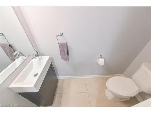 7-145 Long Branch Avenue, Etobicoke, ON - Indoor Photo Showing Bathroom