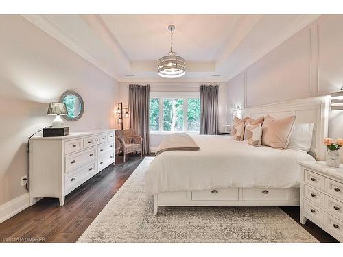 1414 Wateska Boulevard, Mississauga, ON - Indoor Photo Showing Bedroom