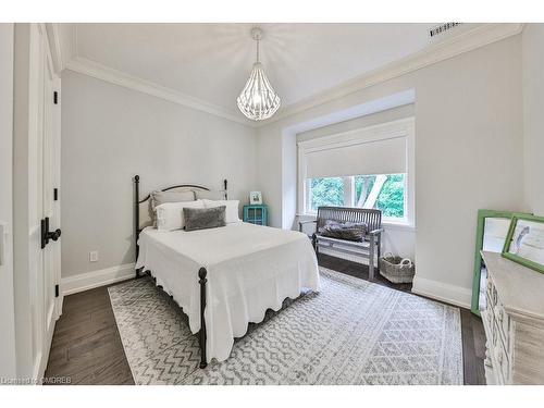 1414 Wateska Boulevard, Mississauga, ON - Indoor Photo Showing Bedroom