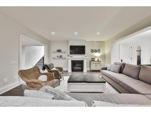 1414 Wateska Boulevard, Mississauga, ON - Indoor Photo Showing Living Room With Fireplace