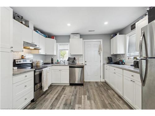 61 Dieppe Road, St. Catharines, ON - Indoor Photo Showing Kitchen