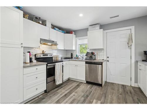 61 Dieppe Road, St. Catharines, ON - Indoor Photo Showing Kitchen