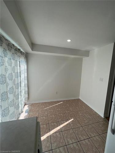 122-1168 Arena Road, Mississauga, ON - Indoor Photo Showing Other Room