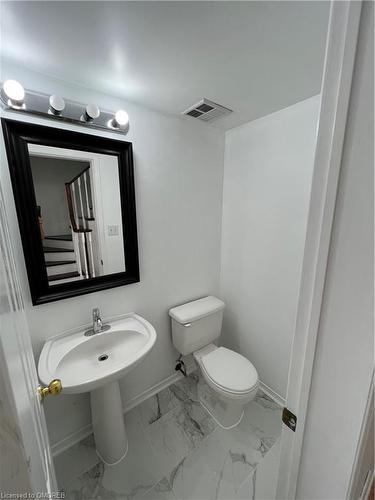 122-1168 Arena Road, Mississauga, ON - Indoor Photo Showing Bathroom