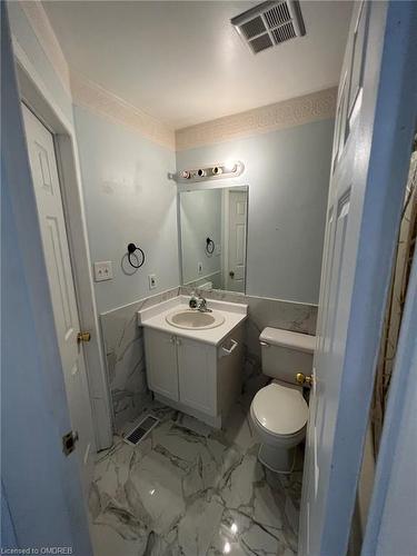 122-1168 Arena Road, Mississauga, ON - Indoor Photo Showing Bathroom